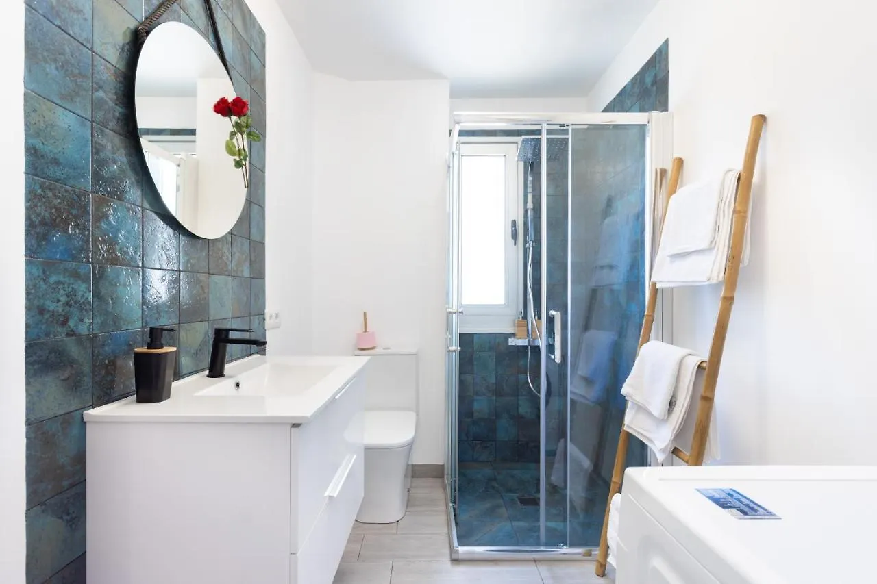 تاكورونتي Home2Book The Romantic Skyline Of Love شقة